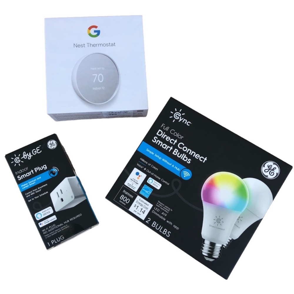 (SEALED)Smart Home Bundle 1 Google Nest Thermostat, 2 Smart Bulbs, 1 Smart Plug
